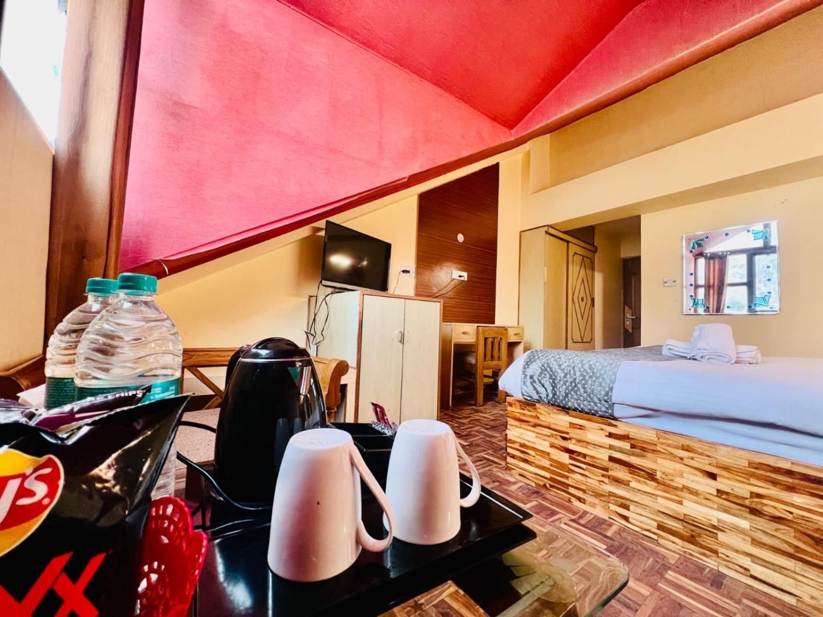 Hotel Kalinga Grand - Luxury Comfort !! Travellers Delight !! Budget Friendly !! Prime Location !! Guest Favourite Manāli Kültér fotó